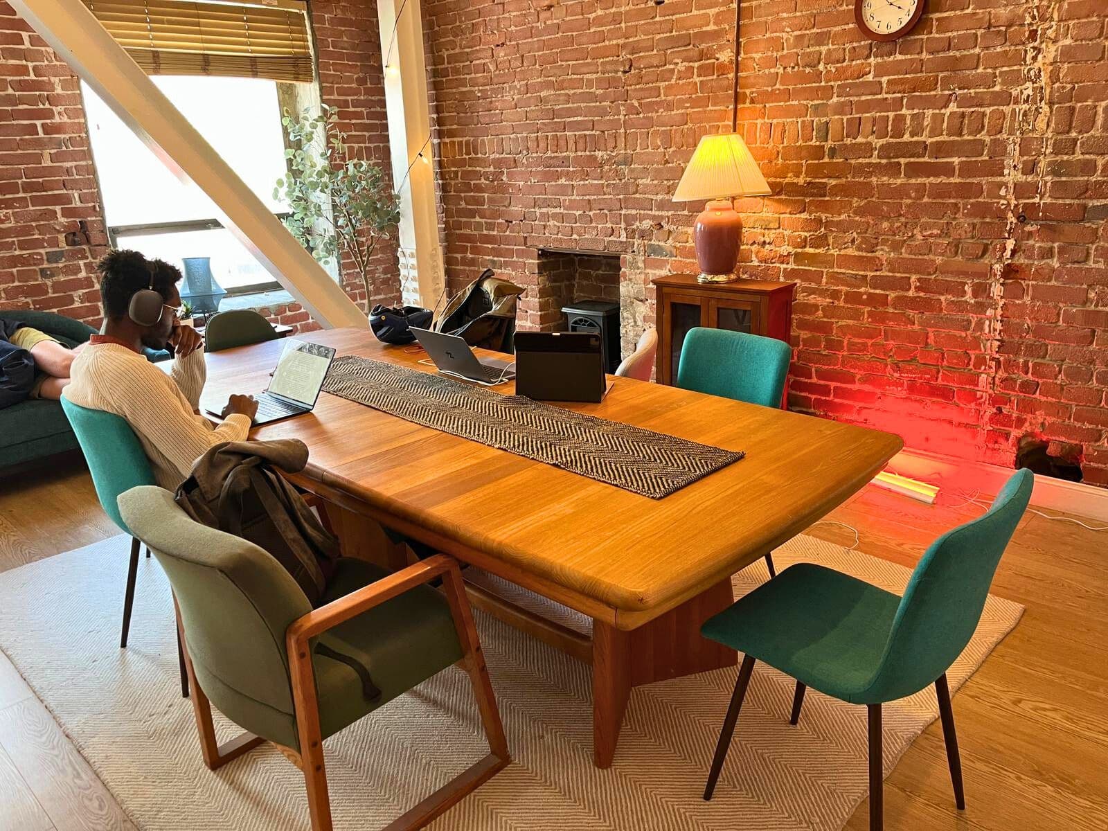 Co-working area